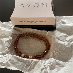 ✨NEW✨ AVON Beaded bracelet